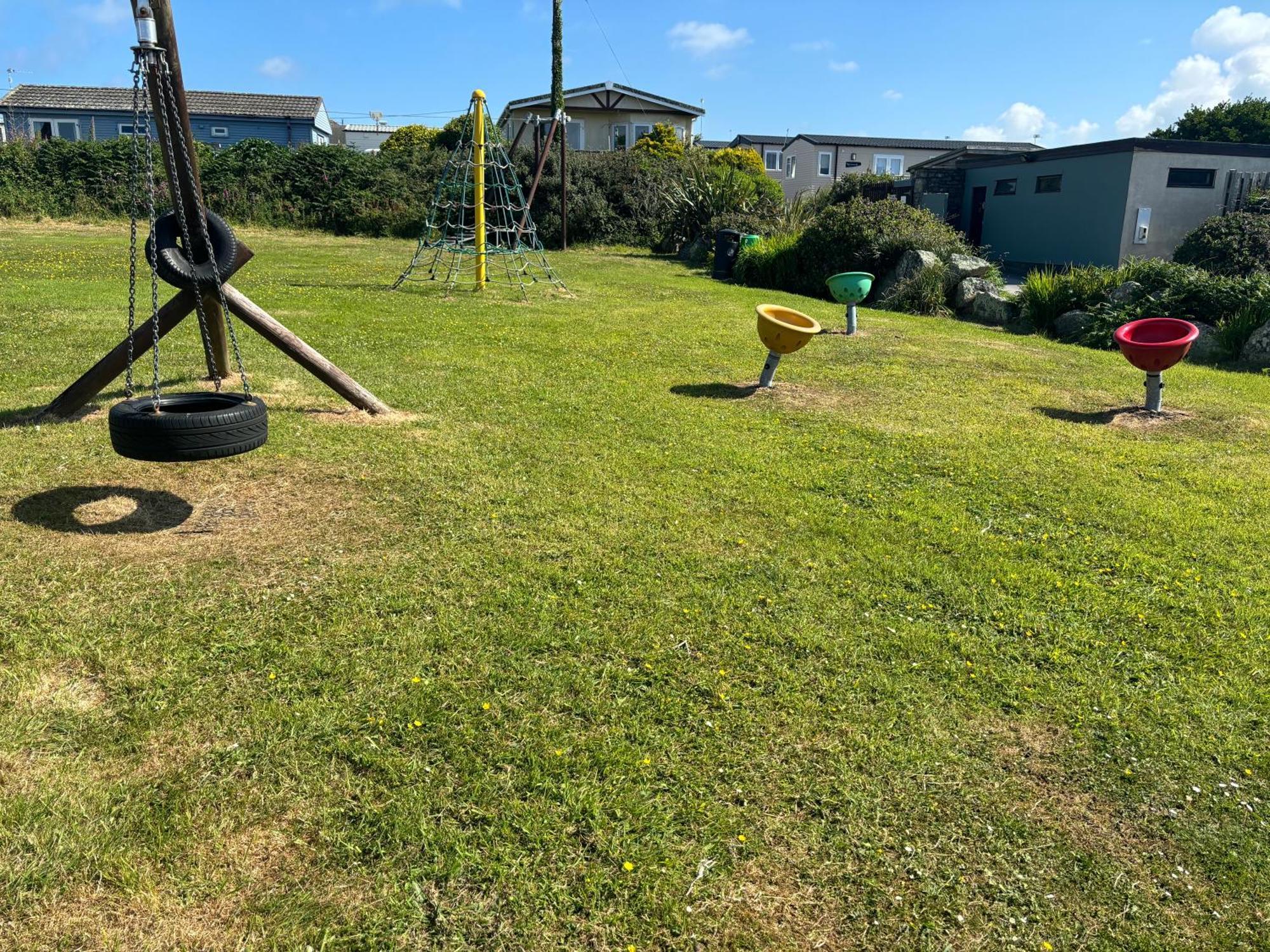 Seaview Holiday Park 펜젠스 외부 사진