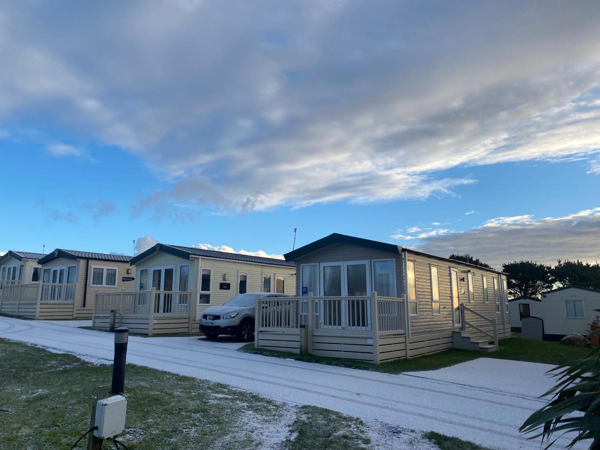 Seaview Holiday Park 펜젠스 외부 사진